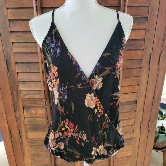 Pink Clover Tops - Pink Clover women's Blouse Top size medium black floral back longer v-neck tank